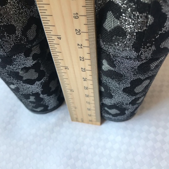 Cole Haan Black Silver Animal Print Block Heels 7B - Picture 3 of 8